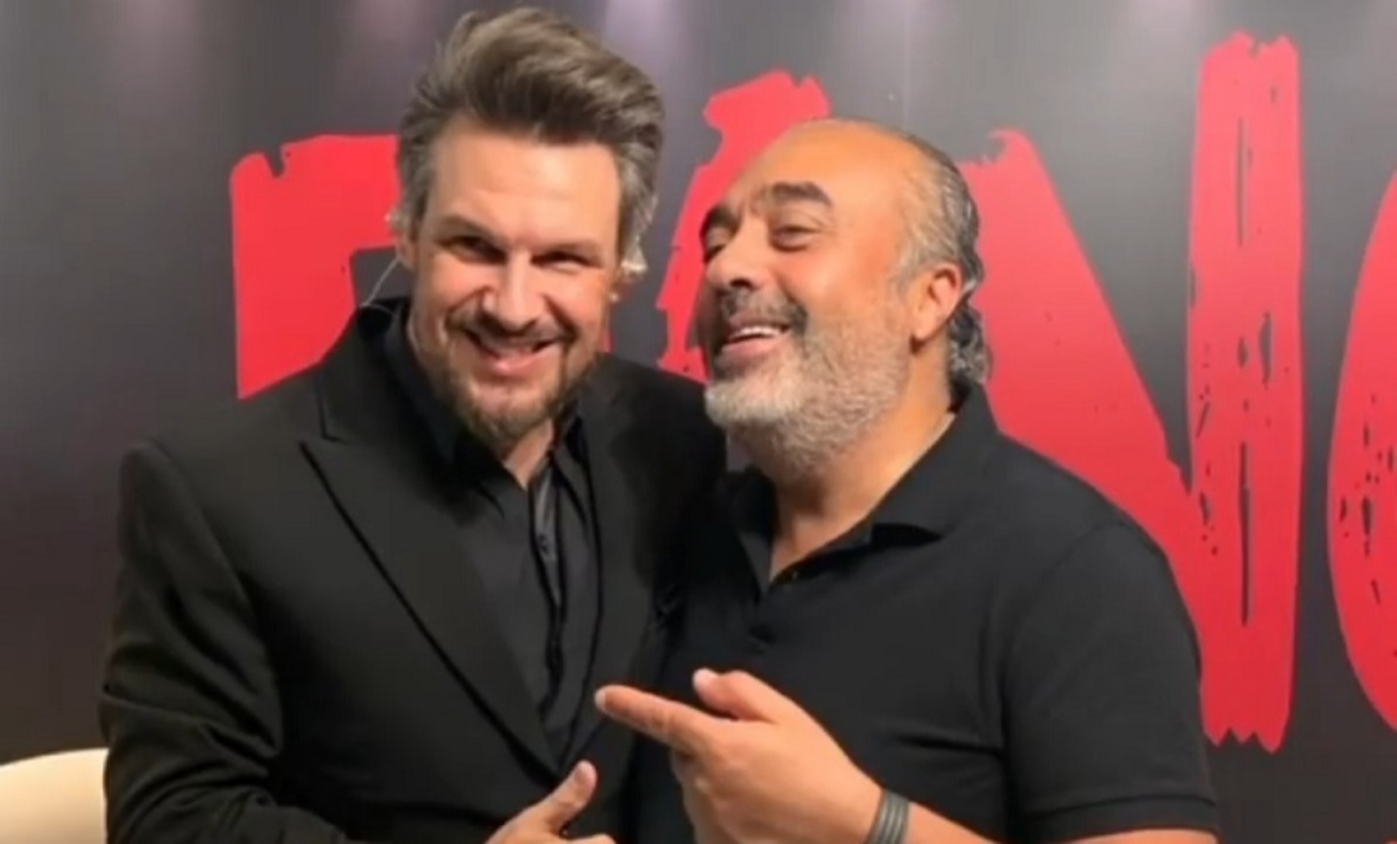 Πάνος Κιάμος: Τον επισκέφτηκε ο τραγουδιστής των Gipsy Kings