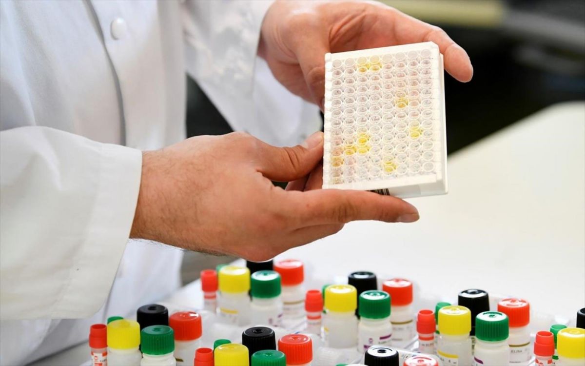 Μεσολόγγι: Γιατρός πήρε δείγμα από ασθενή για να εκδώσει πλαστό πιστοποιητικό νόσησης σε συνάδελφό του