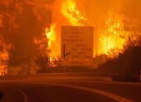 Φωτιές Πορτογαλία: 600 πυροσβέστες στην πυρκαγιά στην τουριστική περιοχή Αλγκάρβε