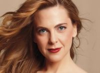 Γέννησε η Ρένα Μορφή