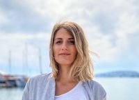 Ελεονώρα Αντωνιάδου: Η ηθοποιός με το σώμα λαμπάδα Ελεονώρα Αντωνιάδου: Η ηθοποιός με το σώμα λαμπάδα
