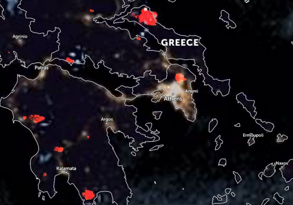 Φωτιά Ελλάδα: Απίστευτες εικόνες από τον δορυφόρο
