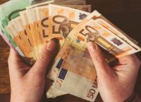 Υπουργείο Ανάπτυξης και Εργασίας: Επιπλέον 9 εκατομμύρια ευρώ για τους απόρους της Δυτικής Αθήνας Υπουργείο Ανάπτυξης και Εργασίας: Επιπλέον 9 εκατομμύρια ευρώ για τους απόρους της Δυτικής Αθήνας