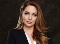 Άντζελα Γκερέκου: Άναψε φωτιές με την ερωτική σκηνή στην «Γη της Ελιάς»