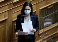 Έφη Αχτσιόγλου: Λουδοβικισμός οι δηλώσεις Σκυλακάκη