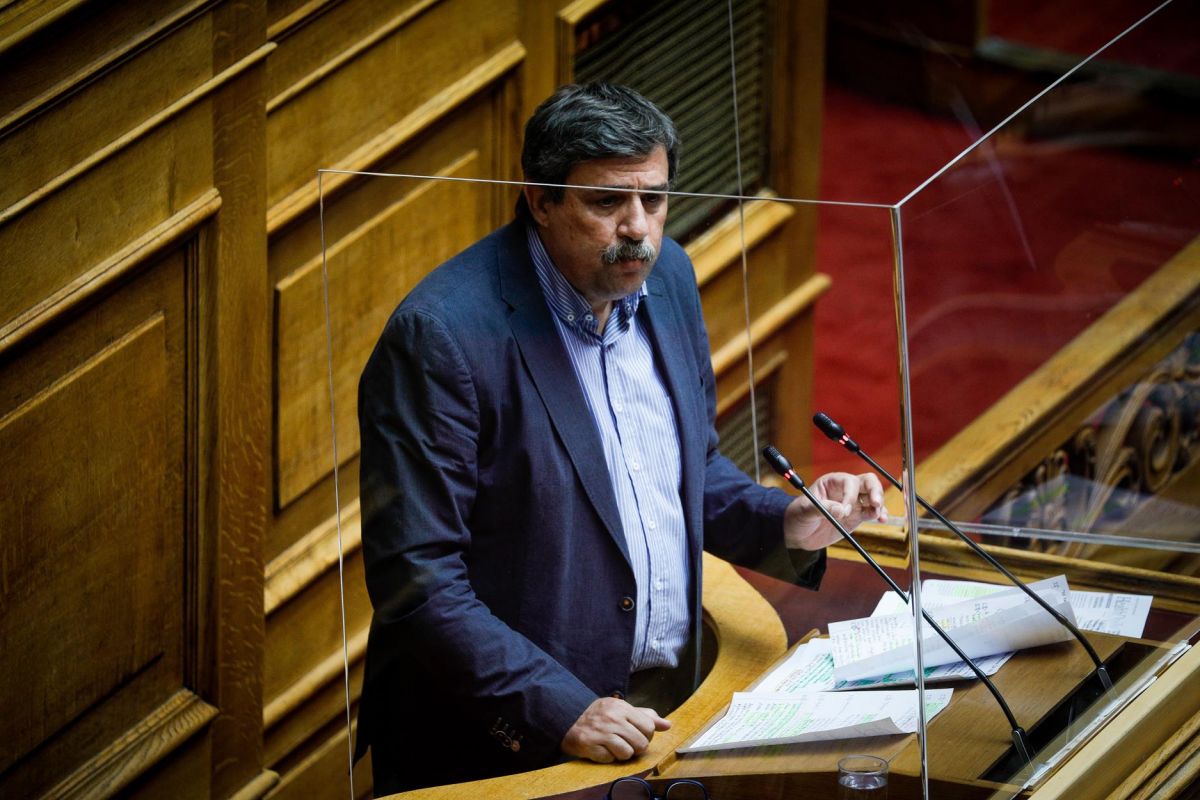 Ξανθός: Nα προσληφθούν άμεσα στο ΕΣΥ όλοι οι διαθέσιμοι υγειονομικοί