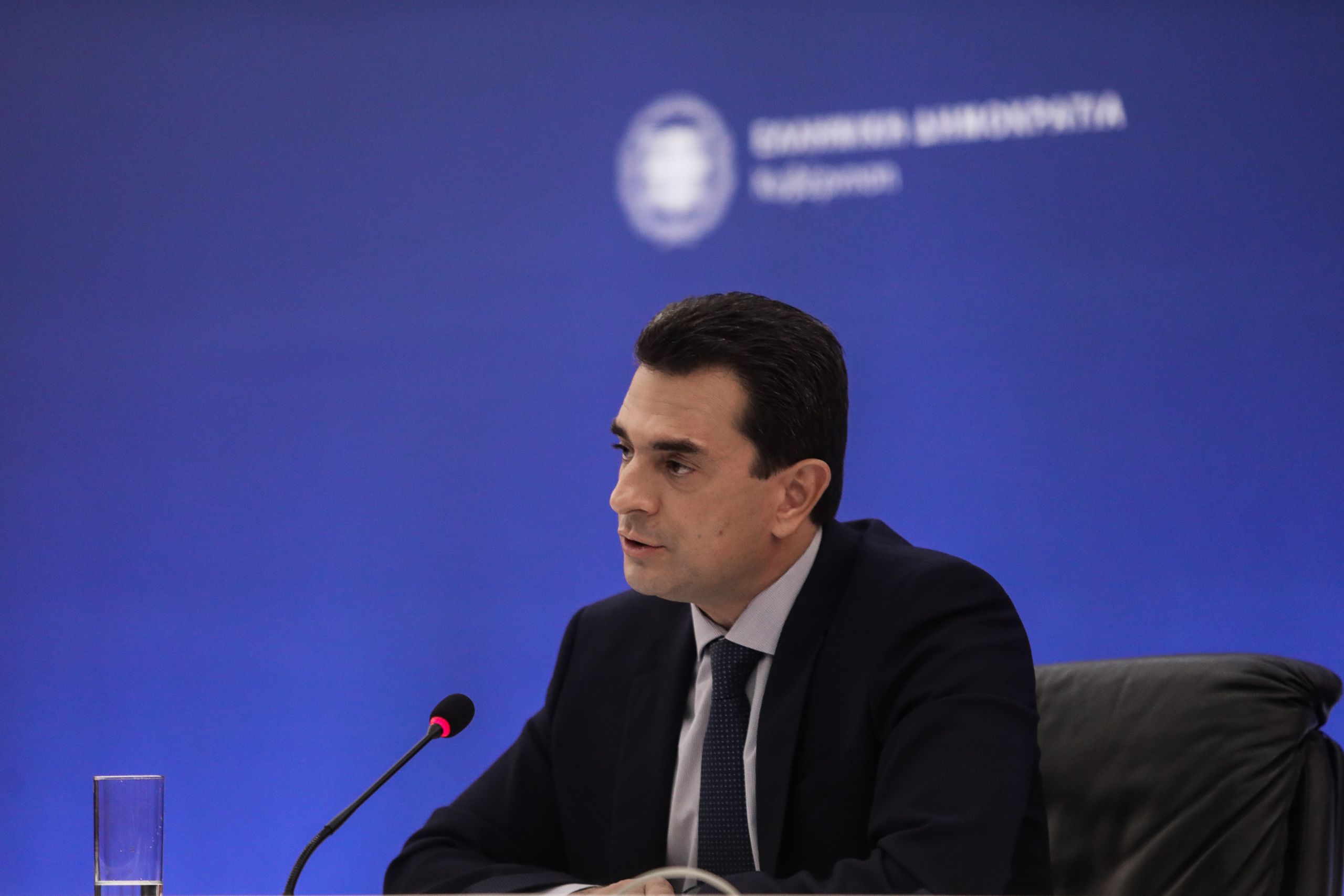 Σκρέκας: Σε χωματερές το 80% των απορριμμάτων της χώρας