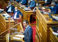 Ασφαλιστικό νομοσχέδιο: Κόντρα Τσίπρα – Κυβέρνησης