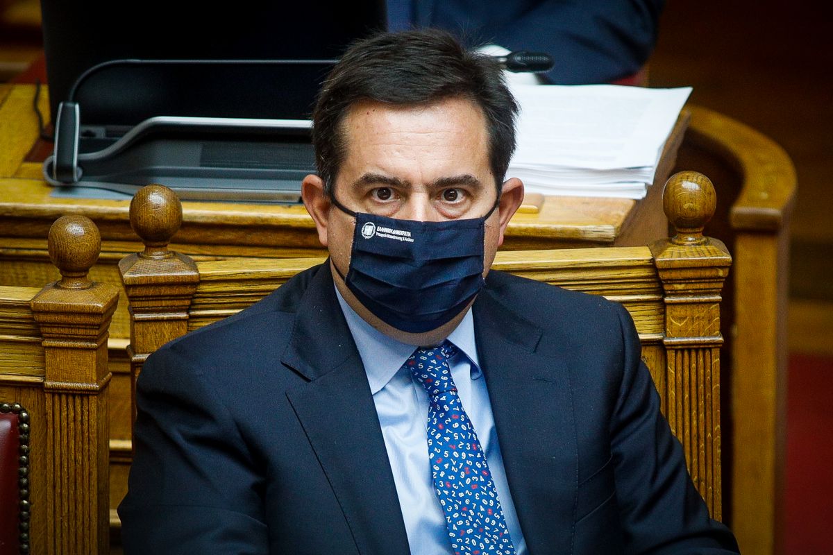 Μηταράκης: Φέτος έχουμε 4.000 λιγότερους φιλοξενούμενους από πέρσι