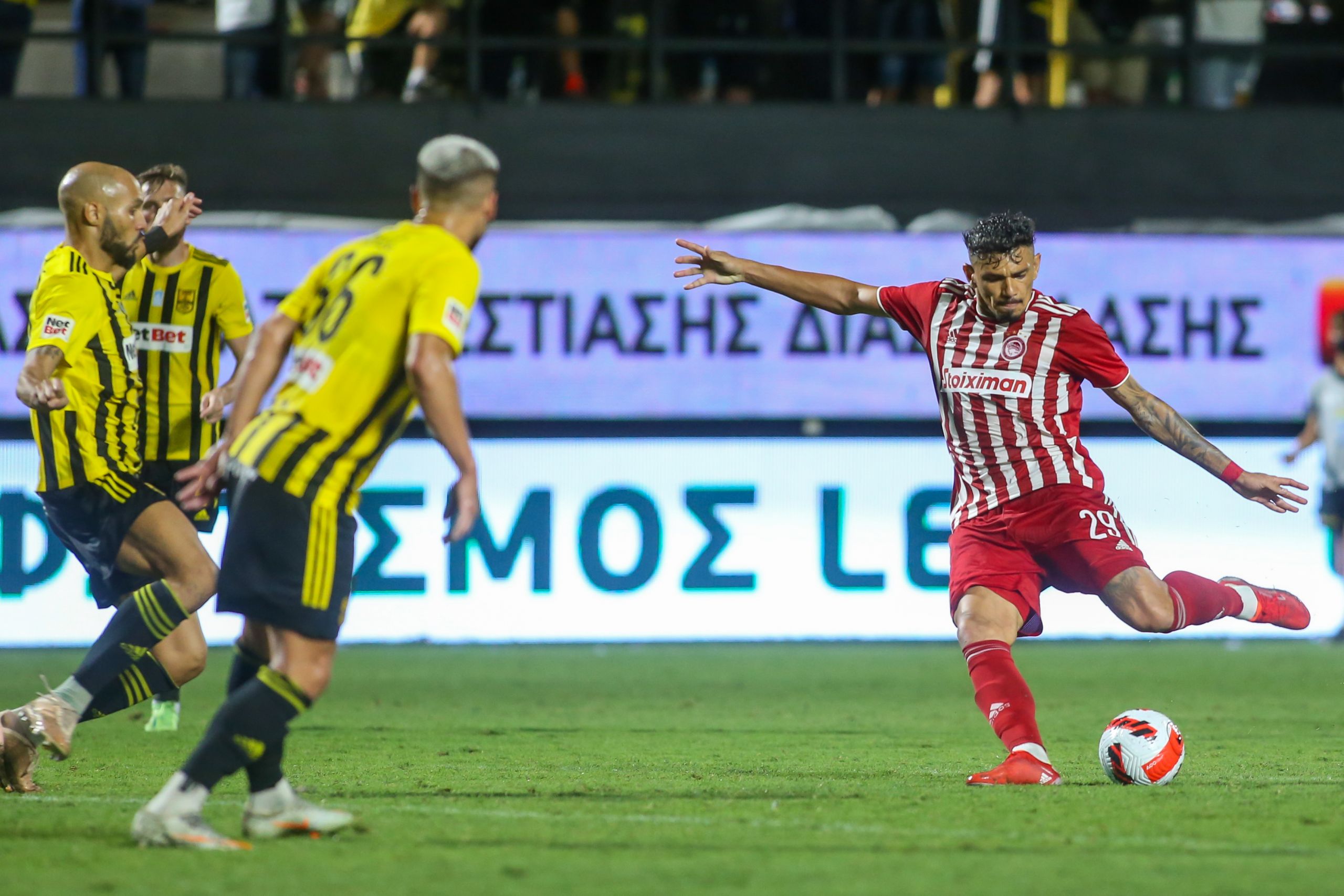 Άρης – Ολυμπιακός 1-1: Ισοπαλία μέσα στην Θεσσαλονίκη