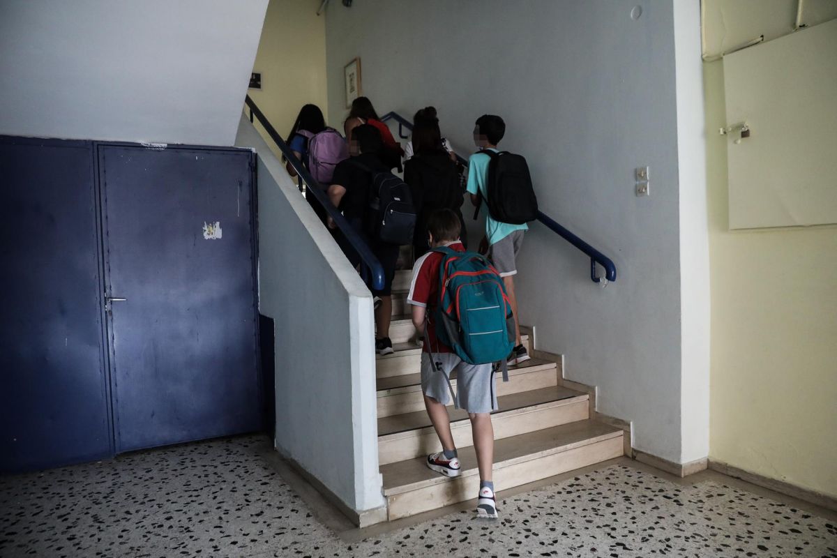 Σχολεία: Έκλεισαν τα πρώτα τμήματα λόγω κρουσμάτων κορωνοϊού