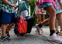 Κρήτη: Ένταση σε σχολείο με γονείς αρνητές – Πήγαν το παιδί τους χωρίς self test