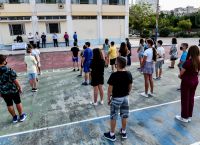 Πρώτη μέρα στο σχολείο: Μάσκες, αντισηπτικά, πιστοποιητικά εμβολιασμού και self test