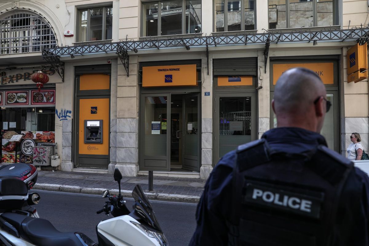 Ληστεία στο κέντρο της Αθήνας: Στο μικροσκόπιο της ΕΛΑΣ δύο παρόμοια χτυπήματα