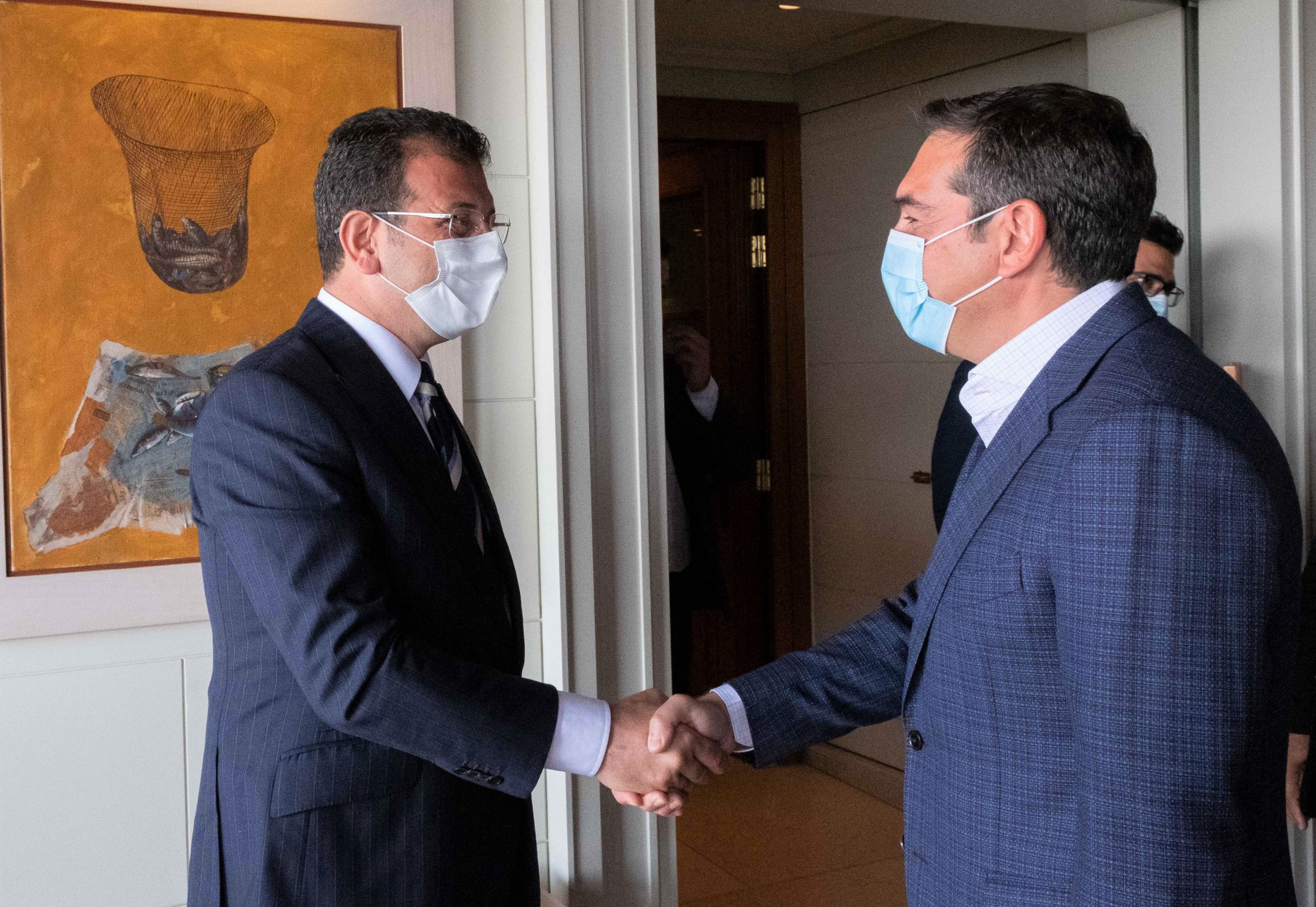 Τσίπρας για Ιμάμογλου: Επίσκεψη μήνυμα για την ειρήνη και το διάλογο