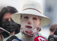 Ιωάννα Παλιοσπύρου: Να σταματήσει η κατηγορούμενη να παίζει θέατρο