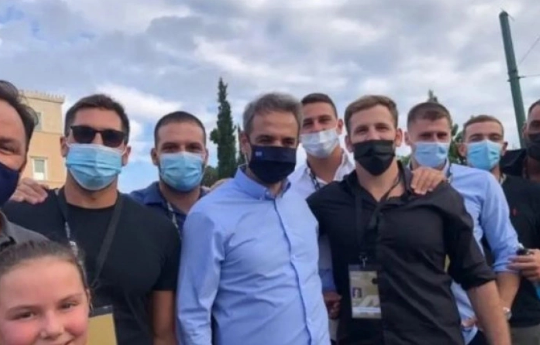 Μητσοτάκης: Τα είπε με τους “ασημένιους” Ολυμπιονίκες