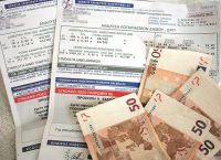 Αυξήσεις στο ρεύμα: Το 80% θα καλύπτεται από το κράτος Αυξήσεις στο ρεύμα: Το 80% θα καλύπτεται από το κράτος