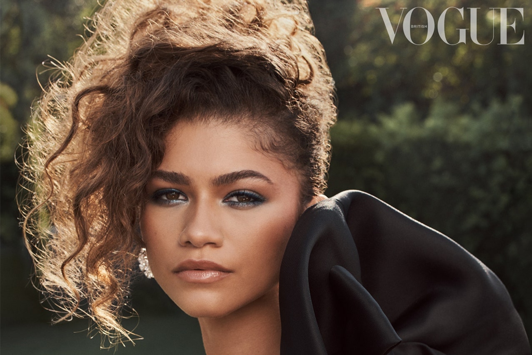 Zendaya: Ποζάρει για την Vogue και μιλά για τη ψυχοθεραπεία της