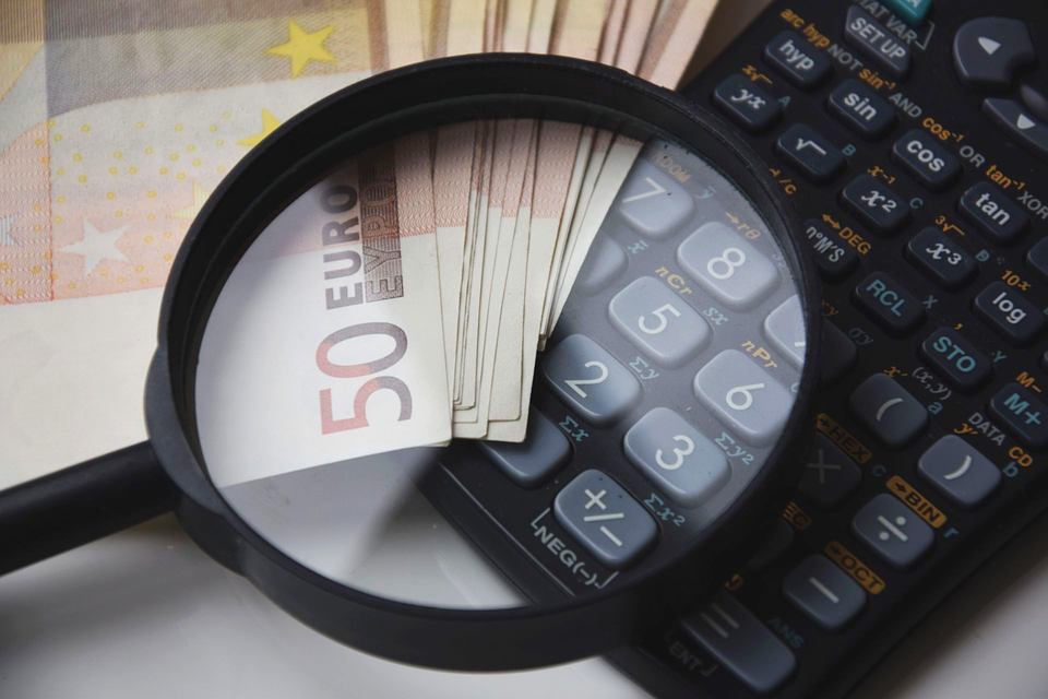 Αναδρομικά 2021: Πόσα χρήματα θα πάρετε και πότε