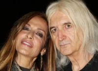 Άννα Βίσση: Βούρκωσε με το γράμμα του Νίκου Καρβέλα