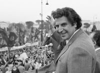 Μίκης Θεοδωράκης: Δεν μπορώ να φανταστώ αγώνες χωρίς τραγούδι
