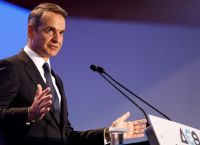 Handelsblatt: H Ελλάδα ανακάμπτει πιο γρήγορα από ότι αναμενόταν Handelsblatt: H Ελλάδα ανακάμπτει πιο γρήγορα από ότι αναμενόταν