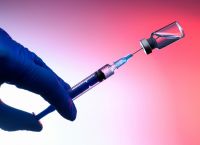 Τρίτη δόση εμβολίου: Κορυφαίοι ειδικοί αμφισβητούν την ανάγκη χορήγησης στο γενικό πληθυσμό