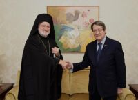 Ελπιδοφόρος: Συναντήθηκε με τον Αναστασιάδη Ελπιδοφόρος: Συναντήθηκε με τον Αναστασιάδη