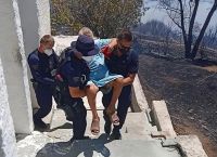 Έγκλημα στην Κερατέα: Την έσωσε η ΟΠΚΕ από τις φλόγες και τη σκότωσε ο γιος της