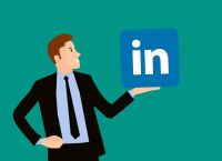 Linkedin: Πως να βελτιώσετε το επαγγελματικό προφίλ
