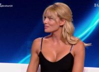 Ιωάννα Μαλέσκου: Παραμυθένιος γάμος στη Βαρυμπόμπη