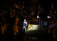 Monica Bellucci: Λάμψη αστέρων στην παράστασή της στο Ηρώδειο Monica Bellucci: Λάμψη αστέρων στην παράστασή της στο Ηρώδειο