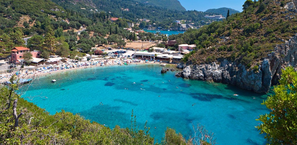 Κέρκυρα: Νεκρός 27χρονος τουρίστας μετά από βουτιά στην Παλαιοκαστρίτσα