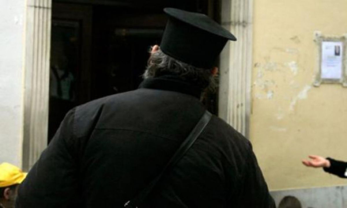 Επίθεση με βιτριόλι: Αποπειράθηκε να αυτοκτονήσει ο ιερέας