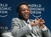 Πελέ: Πήρε εξιτήριο από το νοσοκομείο αλλά θα συνεχίσει χημειοθεραπείες