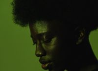 Τα πράσινα μαλλιά του Bro