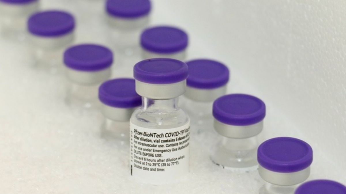 Μετάλλαξη Omicron: Έτοιμο την άνοιξη το εμβόλιο της Pfizer