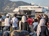 Υπουργείο Μετανάστευσης: Μείωση 76% σε διαμένοντες στα νησιά – 47% σε όλη τη χώρα