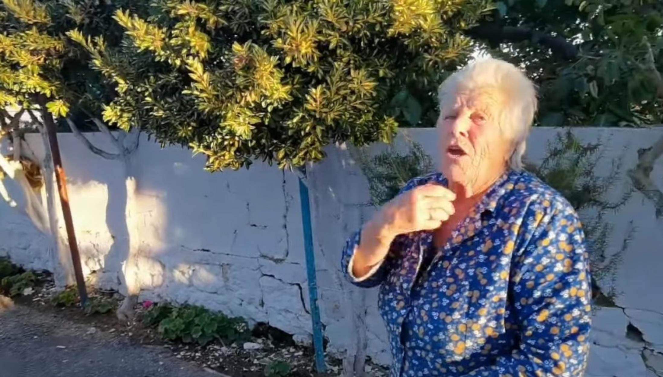 Σεισμός στην Κρήτη: Συγκινεί η 84χρονη γιαγιά μέσα από το μισογκρεμισμένο σπίτι της