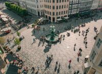 Δανία: Αφήνει πίσω της τον κορωνοϊό καταργώντας όλα τα μέτρα – Ο ρόλος του εμβολιασμού