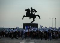 Θεσσαλονίκη: Ένταση στην πορεία κατά των εμβολιασμών