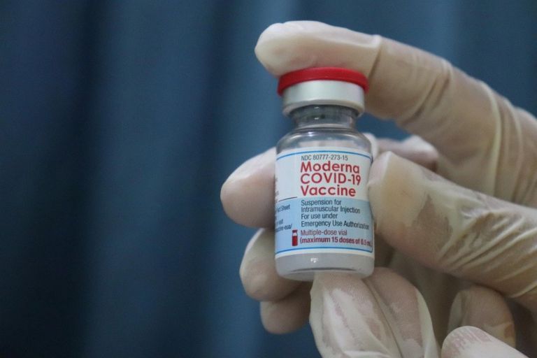 Moderna: Ετοιμάζει μονοδοσικό εμβόλιο για τρίτη δόση κορωνοϊού και γρίπη