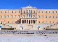 Γραφείο Προϋπολογισμού: Μείωση για εκκρεμείς συντάξεις και ανεργία Γραφείο Προϋπολογισμού: Μείωση για εκκρεμείς συντάξεις και ανεργία