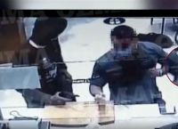 Ληστεία τράπεζας στη Μητροπόλεως: Καρέ καρέ η σύλληψη