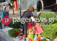 Αποκλειστικό φωτορεπορτάζ από Κερατσίνι – Η Μάγδα Φύσσα στο άγαλμα του Παύλου