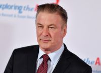 Άλεκ Μπάλντουιν: «Αληθινή σφαίρα» είχε το όπλο του