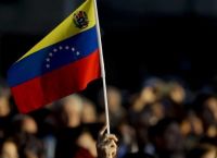 Βενεζουέλα: “Απαντά” στον πληθωρισμό με έξι λιγότερα μηδενικά στο νέο της νόμισμα