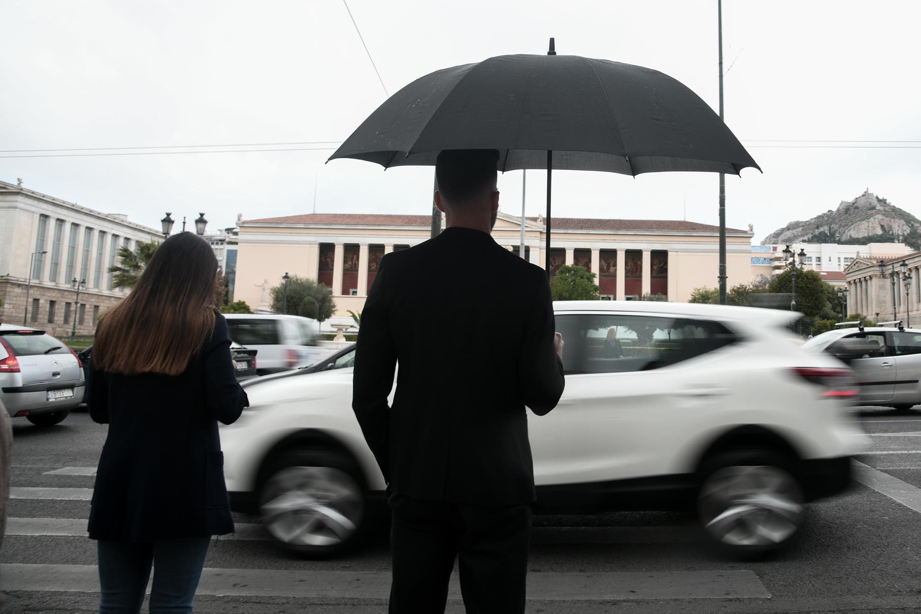 Καιρός σήμερα 1 Φεβρουαρίου: Αναμένονται βροχές, καταιγίδες, μέχρι και χιόνια