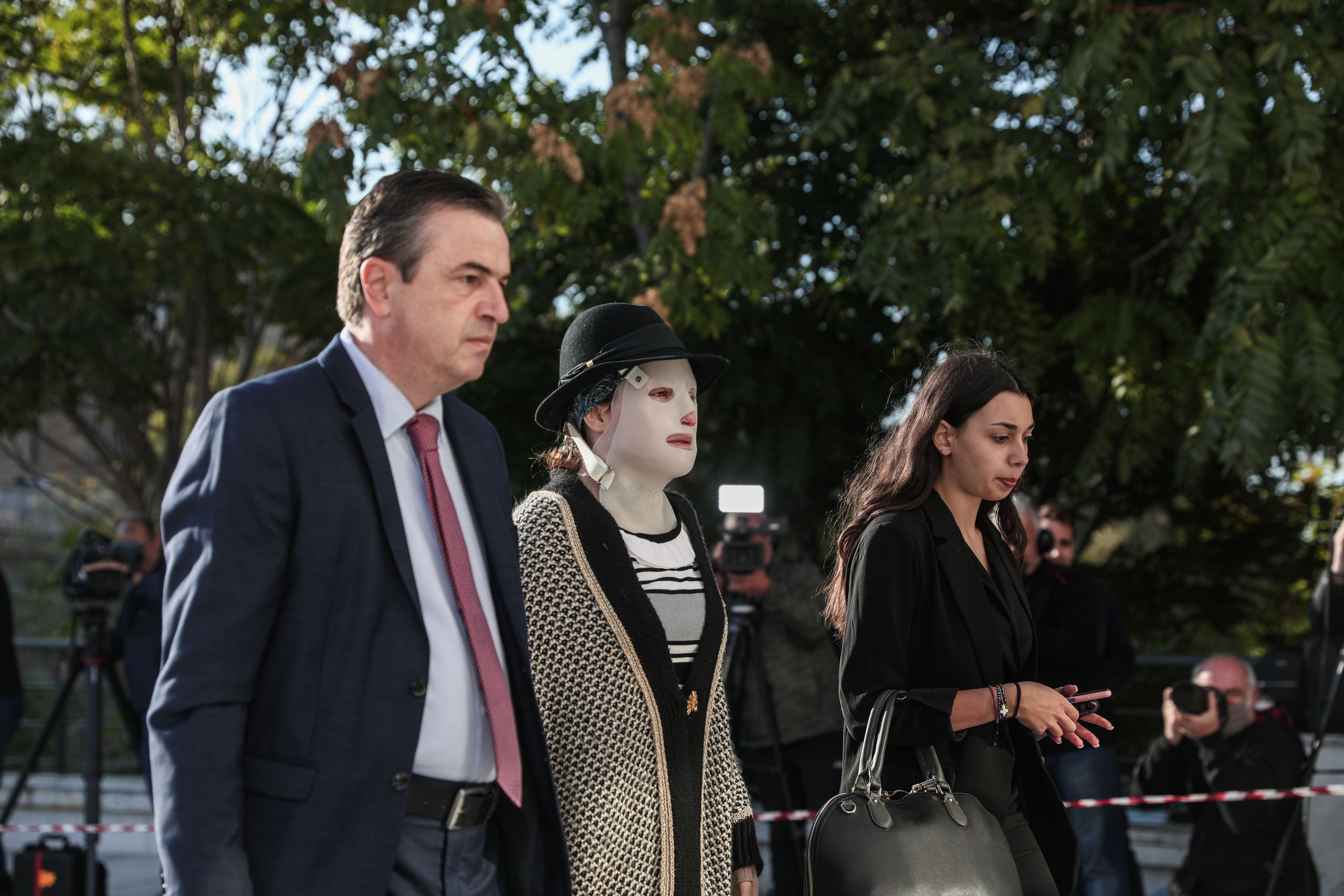 Δίκη για βιτριόλι: Ενδείξεις για γυναίκα συνεργό